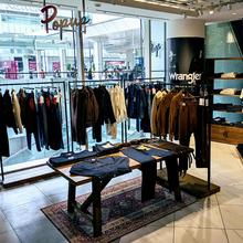 新宿Flagsにて期間限定POP-UP STOREがオープン